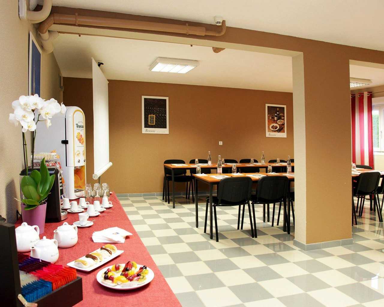The Originals City, Hotel Paray-Le-Monial Kinh doanh bức ảnh